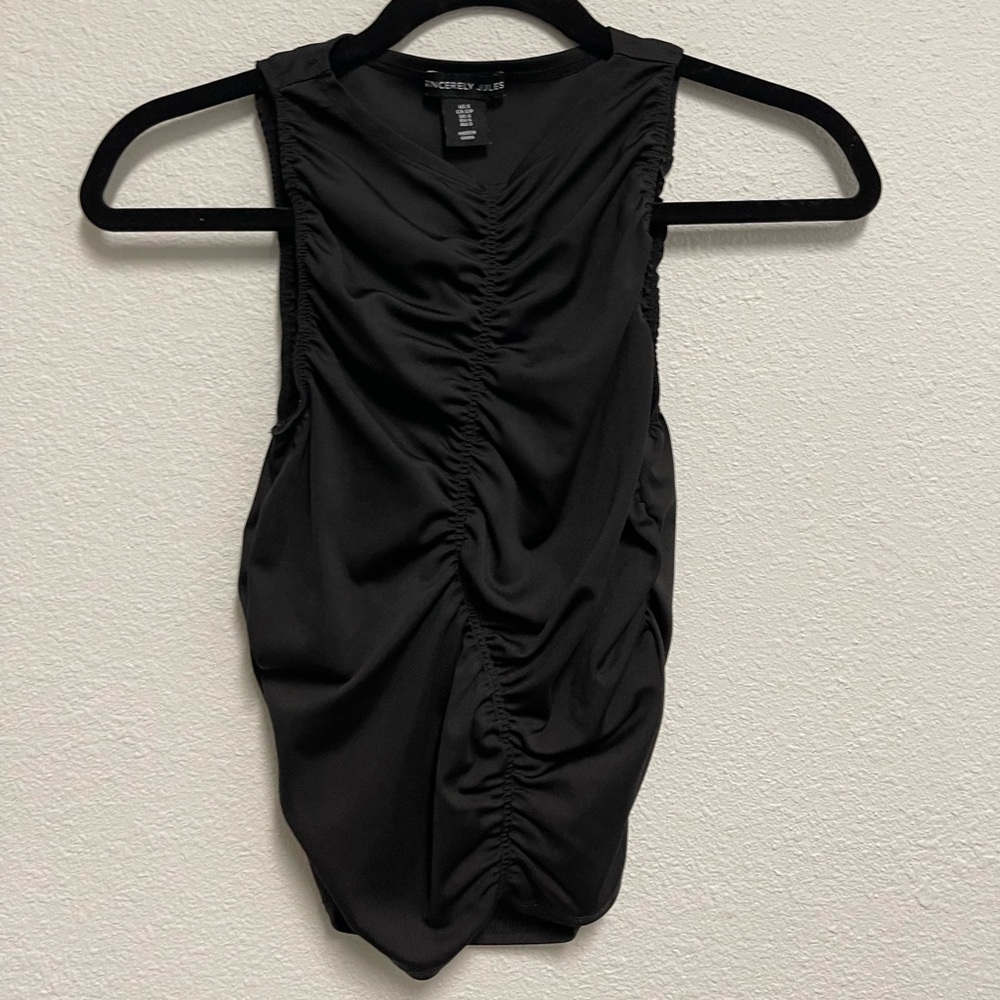 Black ruched bodycon crop top